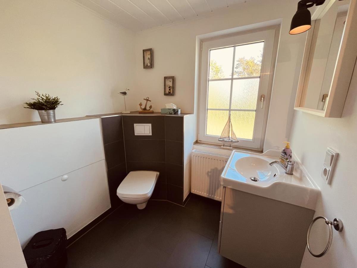 Ferienhaus Ilva In Born Villa Ngoại thất bức ảnh